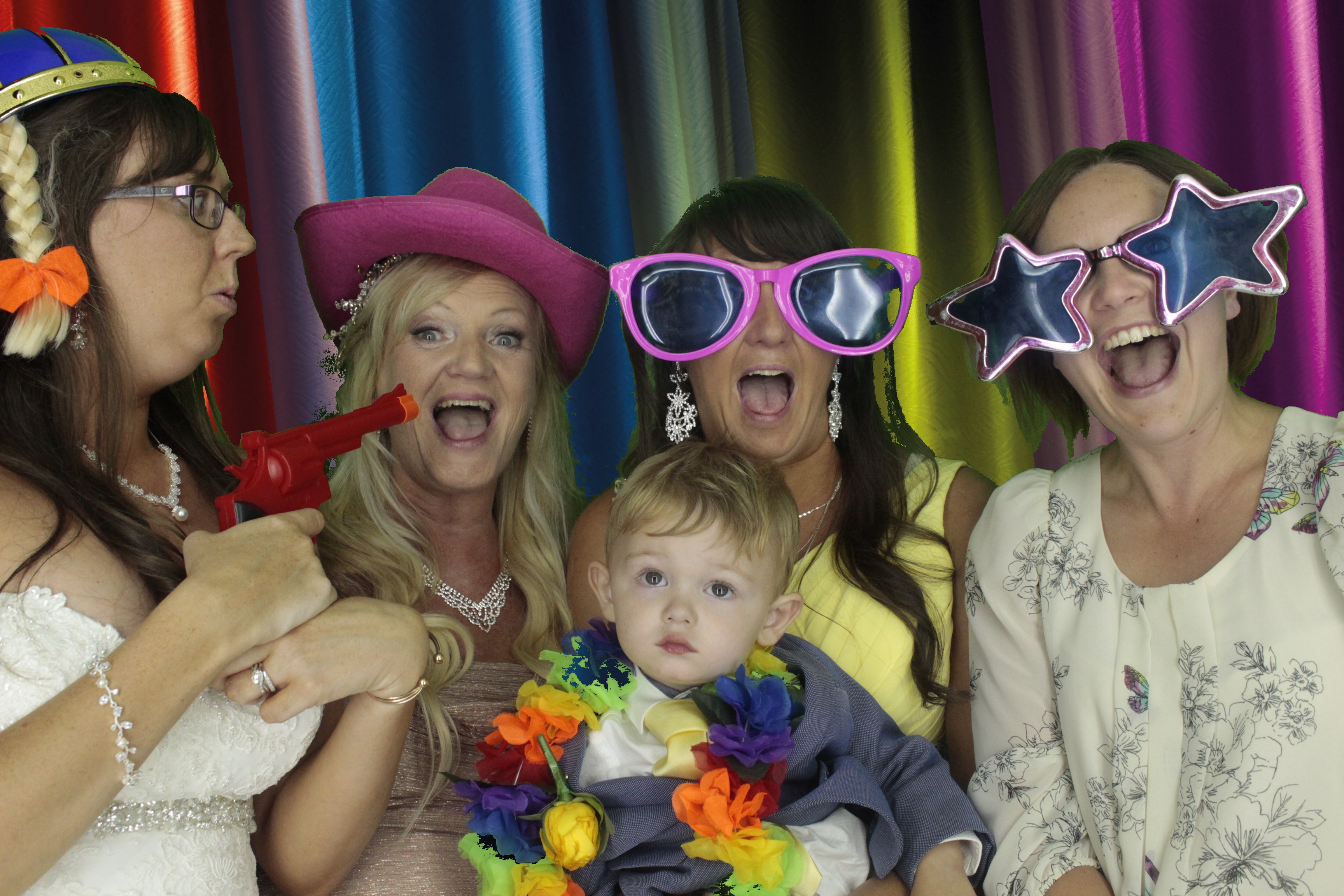 Leanne & Mike's Wedding | View more photos from the event at gallery.myphotoboothexperience.co.uk/u/MyPhotoBoothExperienceLtd/Leanne-Mikes-Wedding